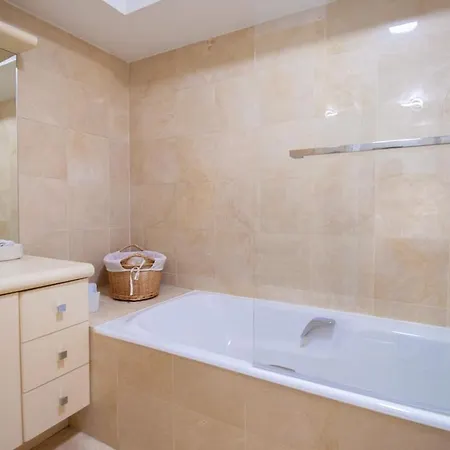 Elegante Evasion Dans Le Vibrant 11e Arrondissement - Longue Duree * Paříž