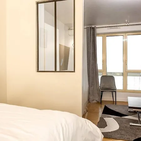 Apartment Elegante Evasion Dans Le Vibrant 11e Arrondissement - Longue Duree