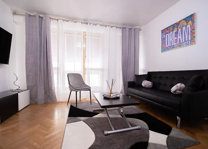 Elegante Evasion Dans Le Vibrant 11e Arrondissement - Longue Duree Париж