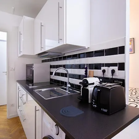 Elegante Evasion Dans Le Vibrant 11e Arrondissement - Longue Duree Апартаменты Париж